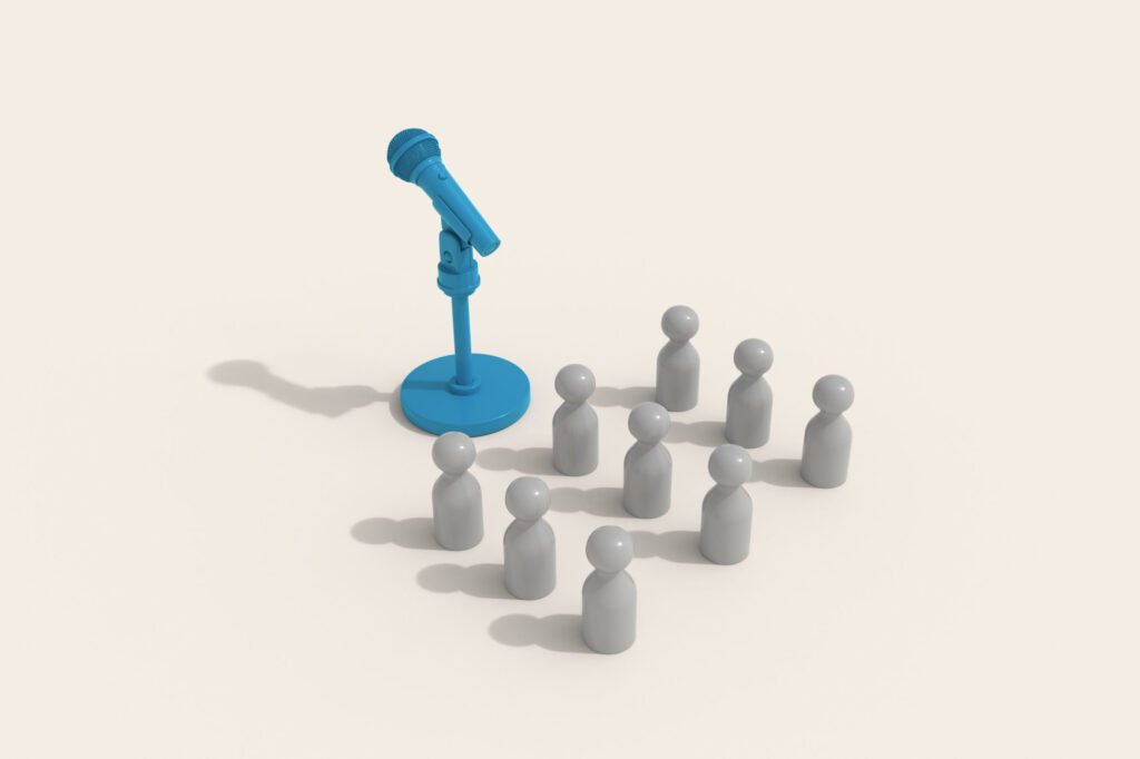 3D-Microphone-and-Audience